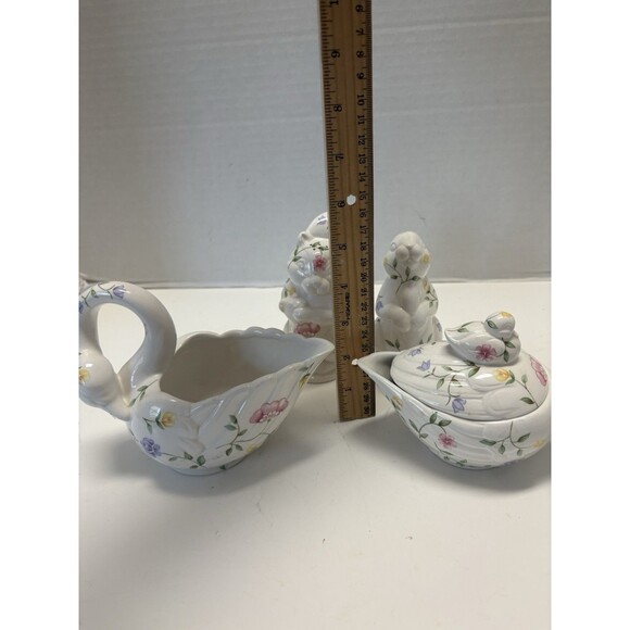 VTG  Johnson Bros Summer Chintz Swan Creamer Rare* Duck/ Baby Salt Pepper Lot - Picture 9 of 11